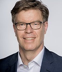 1660317414952 Headshotsvdw21 1660317414952 Headshotsvdw21