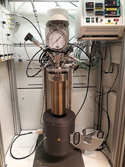 fig-1-lab-scale-wood-reactor fig-1-lab-scale-wood-reactor