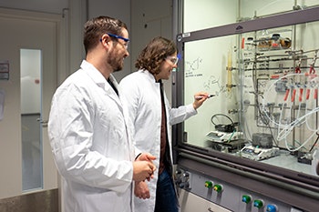 1660318775058 Fig1rubworkcatalystresearchers