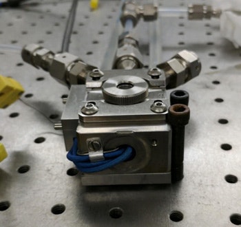 1660319236248 Fig1laboratoryreactorusesuvlighttomakemethanewithveryhighselectivity