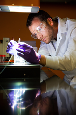 1661889452480 040617lab2