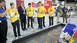 11-14-16-FIRST-students-and-Rockwell-Automation-CEO