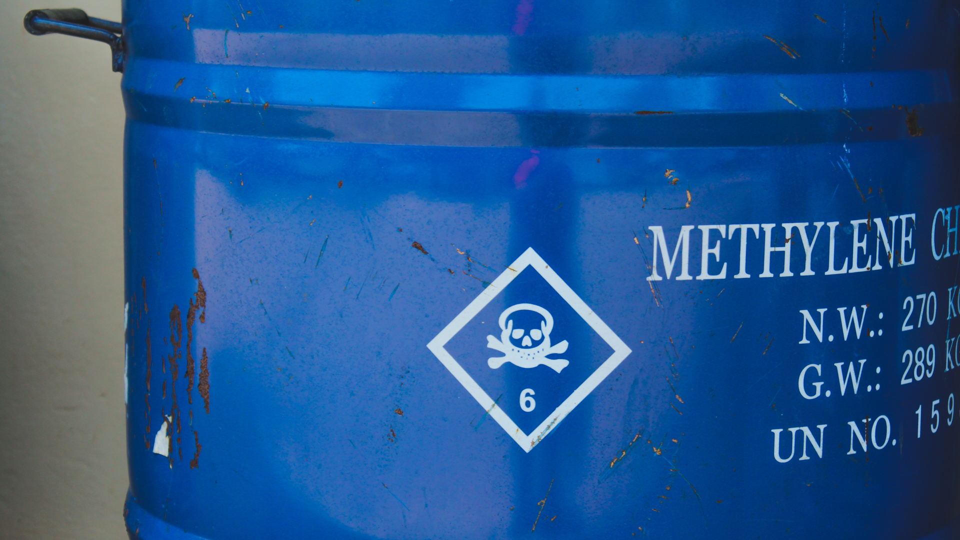 methylene chloride container