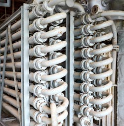 Figure 4: The hairpin heat exchanger includes end closures, which allow for thermal movements without expansion joints and the removal of tubes.