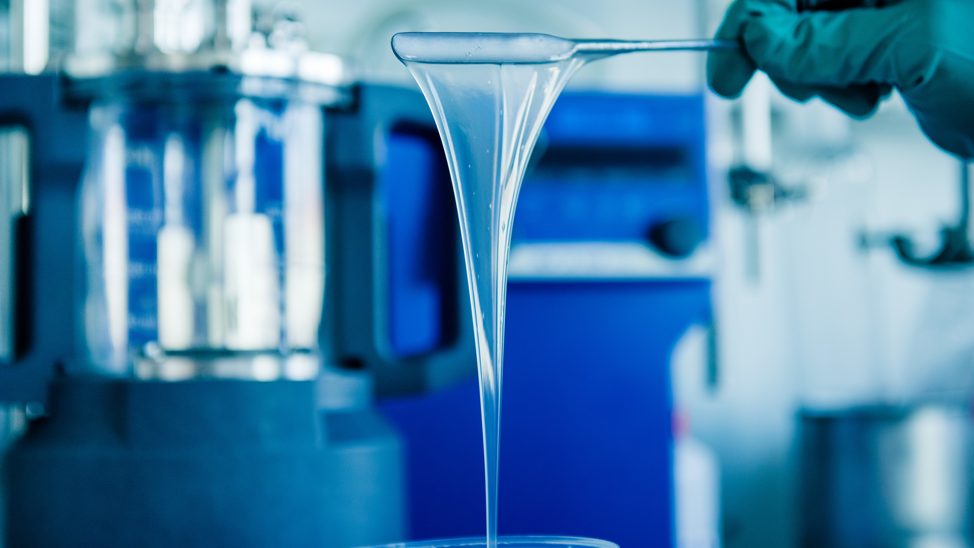 Figure 1. A new silicone synthesis route could reduce cyclic oligosolixane impurities generated during industrial manufacturing.