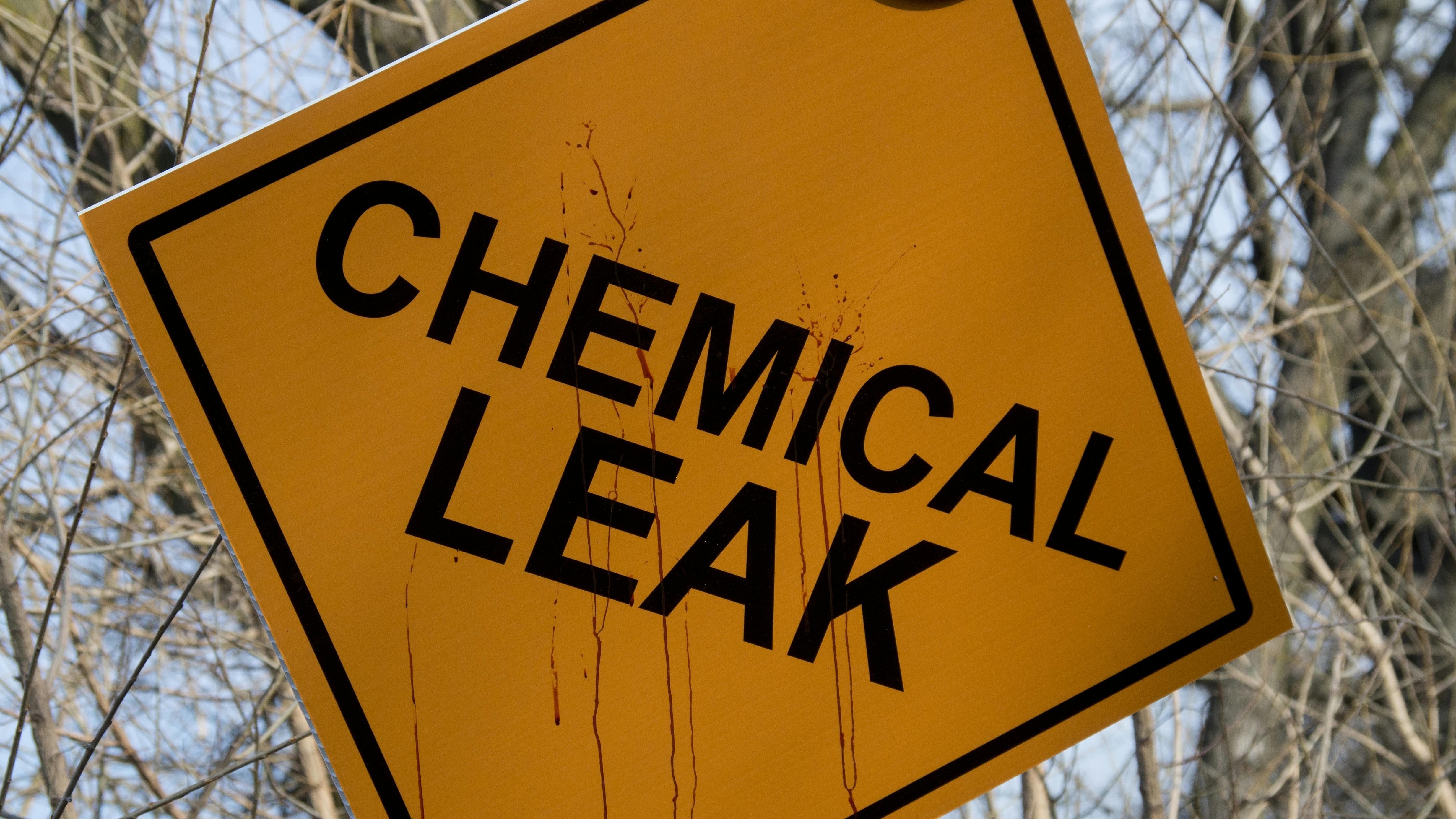 Fatal Chemical Leak at Pemex Refinery Raises Safety Concerns