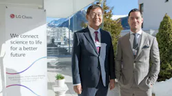 Hak Cheol Shin (left) Vice Chairman and CEO of LG Chem and Charlie Tan (right), CEO of the Global Impact Coalition at the World Economic Forum Annual Meeting