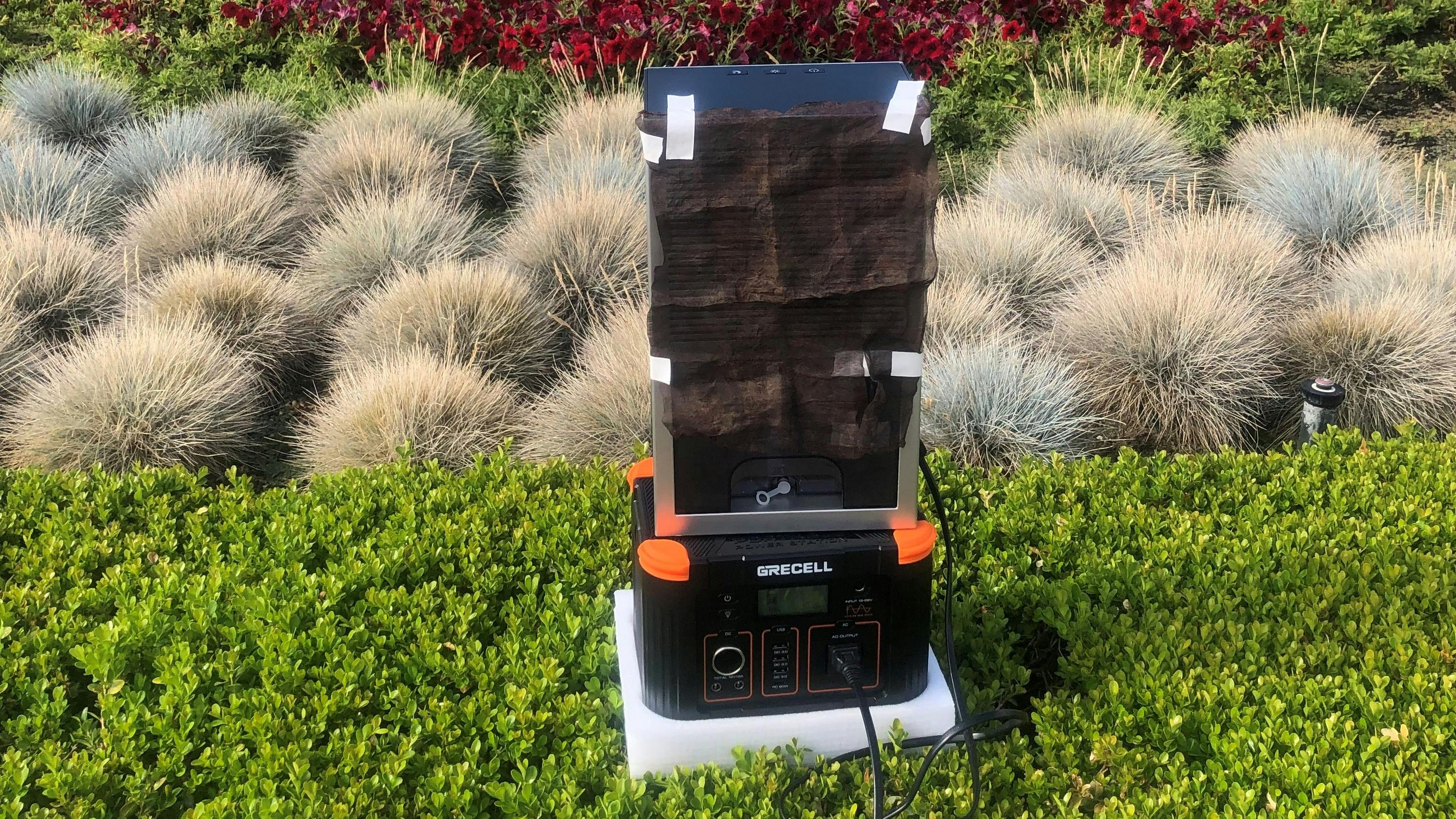 Patented Prototype Uses Wind and Mesh to Make Ammonia