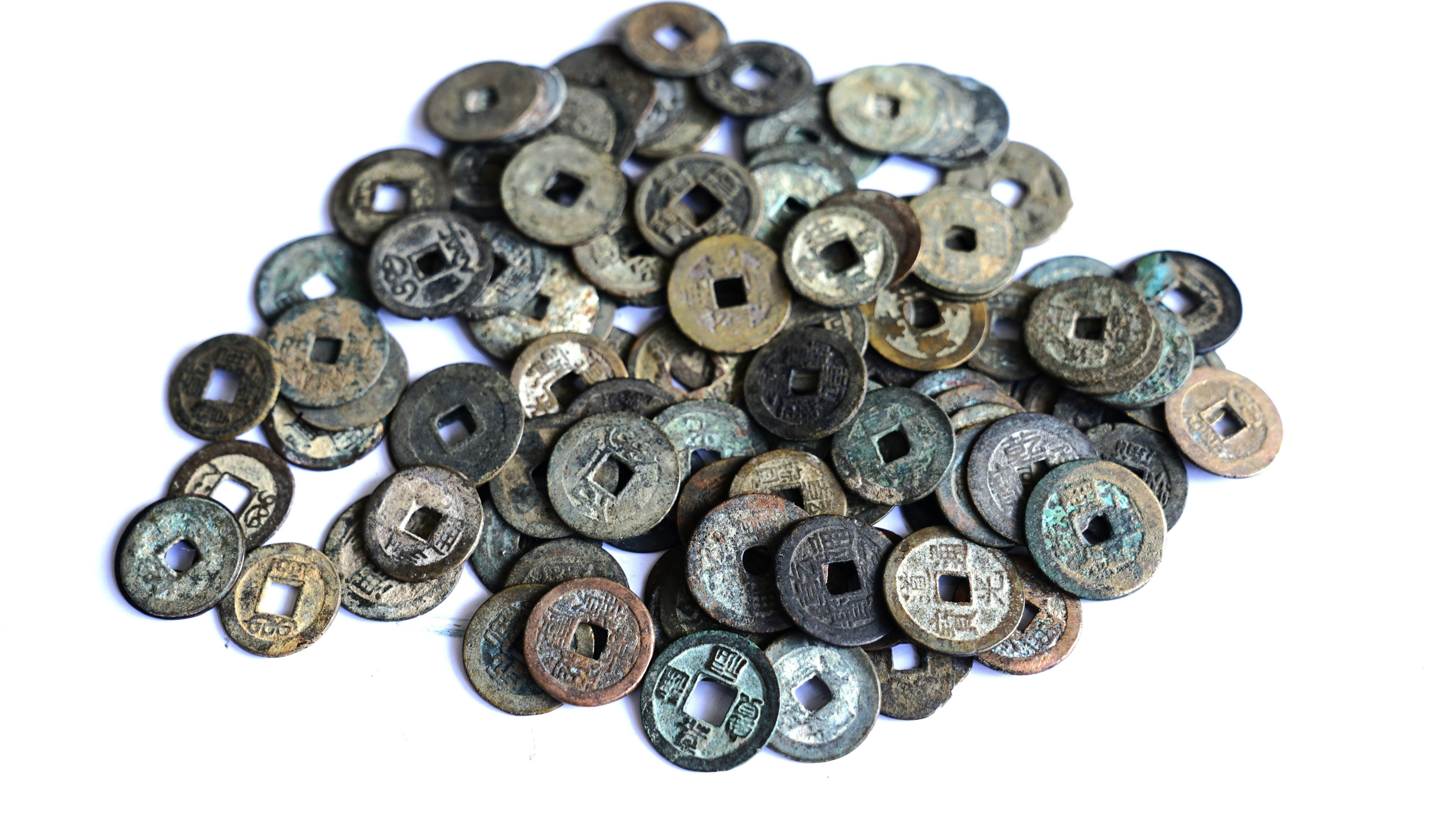 ancient chinese coins from Song dynasty