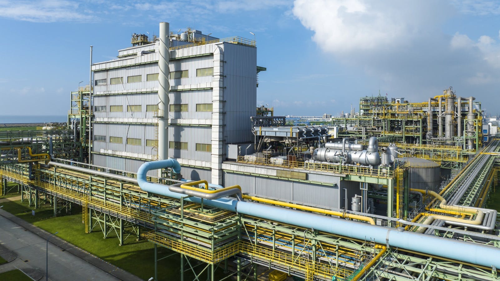 Covestro has expanded the capacity of its TDI plant in Shanghai to 370,000 metric tons.