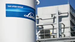 Linde logo on side of chemical tank Linde logo on side of chemical tank